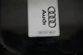 AUDI A4 Tankklappe Tankdeckel Deckel 8E0010184H - Bild 3