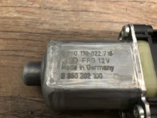Seat Leon 5F Fensterhebermotor Fensterheber vorn re 5Q0959802B - Bild 5