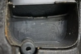 ORIGINAL VW Abdeckung Schlossträger VW T5 T6 mit Flügeltüren 7H0863485C - Bild 6