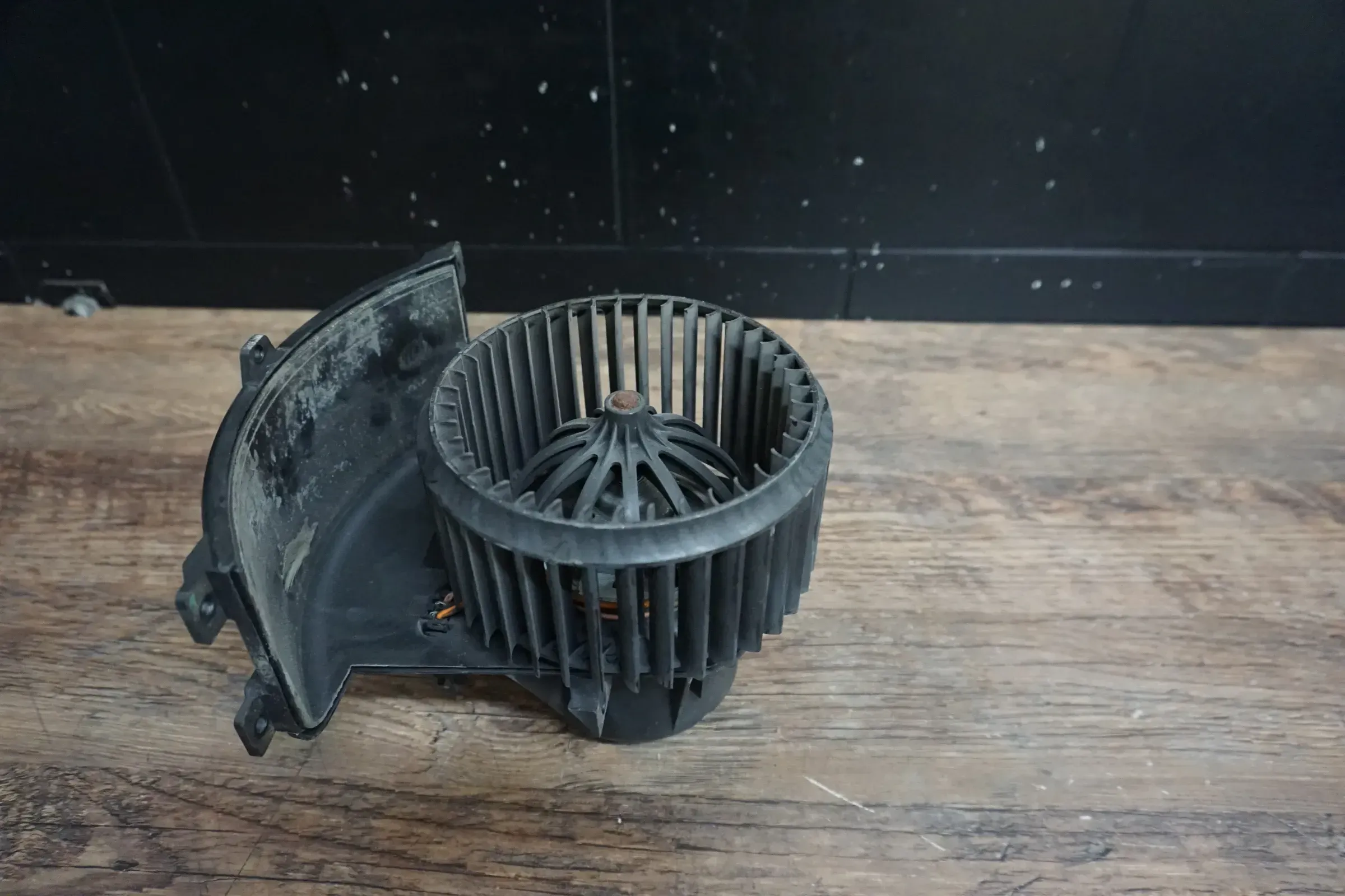 VW Transporter T5 Lüfter Lüftermotor Motor Heizung Innen 7H1819021A 7E1819021B - Bild 1