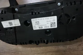 Audi A3 8V Tacho Kombiinstrument Diesel TDI MFA 8V0920870B Farbdisplay colour - Bild 6