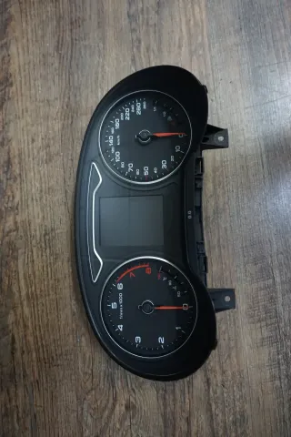 Audi A3 8V Tacho Kombiinstrument Benzin MFA 8V0920870A ACC Distanzregelung - Bild 1