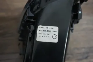 Audi Q3 8U Luftdüse Luftausstörmer beleuchtet vorne rechts 8U1820902C - Bild 4