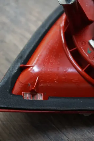 1K6945094E VW Golf V 1K Rückleuchte Heckleuchte Rücklicht rechts innen - Bild 3