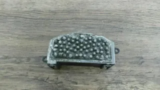 Orig. Audi A4 8K Vorwiderstand Heizung Klimanlage 8K0820521 Widerstand - Bild 1