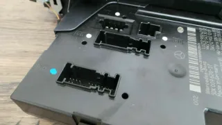 Mercedes E Klasse W212 Steuergerät Zentralelektrik Sicherungskasten 5DK009620-37 - Bild 3