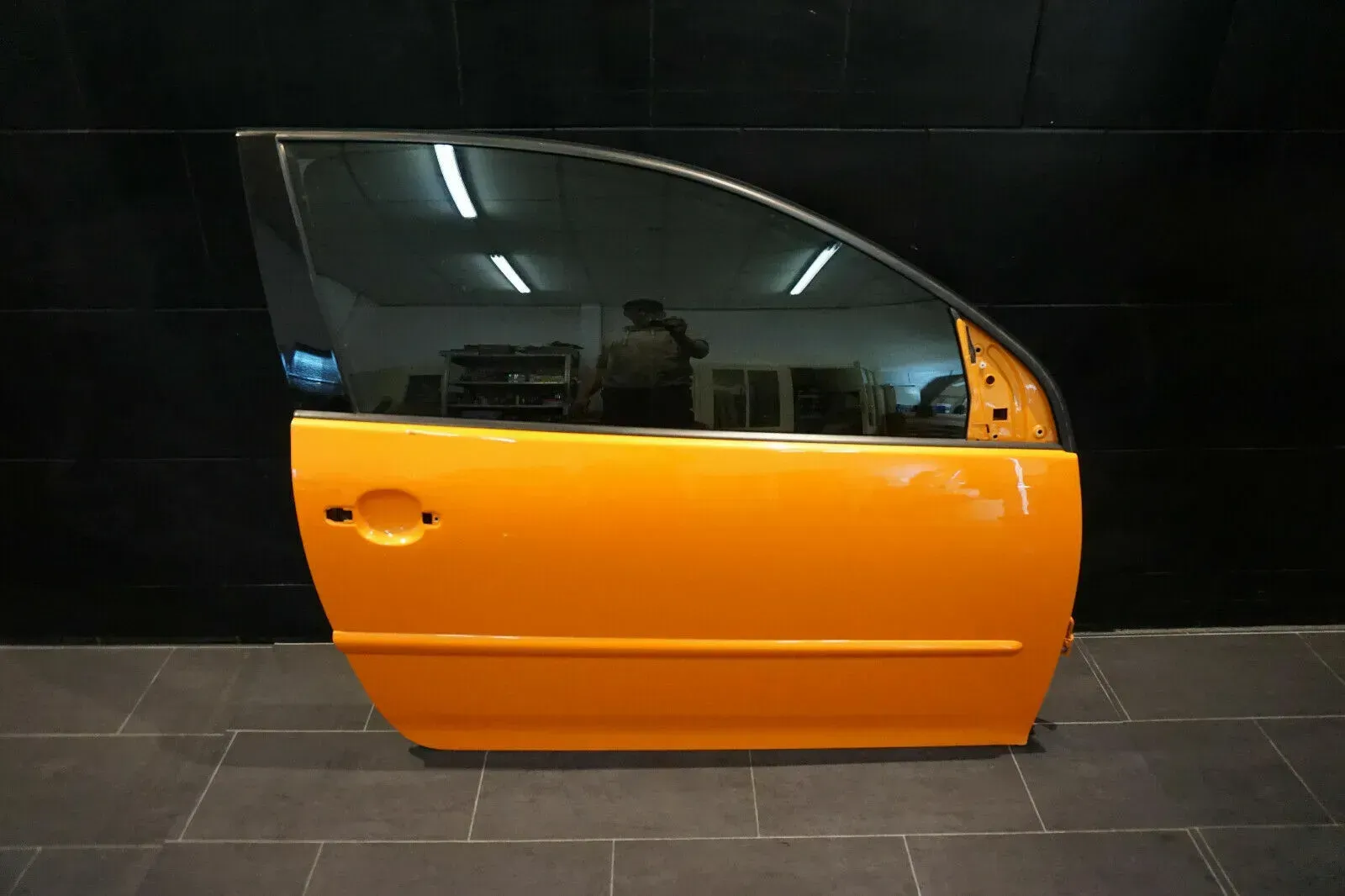 Original VW Golf 5 V 1K Tür Vorne rechts Orange 3 Türer Beifahrertür - Bild 1