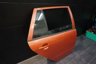 Skoda Fabia Combi 5J Tür hinten rechts mit Anbauteile Farbe orange 9771 - Bild 2