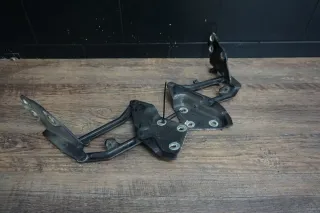 2x Motorhaubenscharnier Scharniere vorne LC9Z 7L6823301A /302A VW Touareg Bj.07 - Bild 1