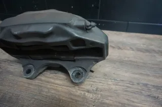 VW Touareg 7L 3.0 TDI V6 Bremssattel Sattel Bremse vorne rechts Brembo 4-Kolben - Bild 2
