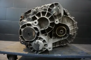 Schaltgetriebe VW Getriebe T5 2.5 TDI Diesel AXE HRU 6-Gang 0A5398044PX - Bild 3