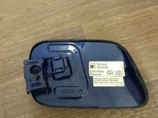 VW TOUAREG 7L TANKDECKEL TANKKLAPPE DECKEL TANK blau 7H0010310T - Bild 2