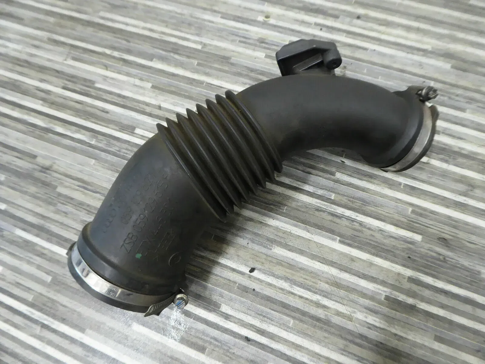 059129627L 059129615F Original Audi A4 8K A5 8T Luftschlauch Ansaugschlauch - Bild 1