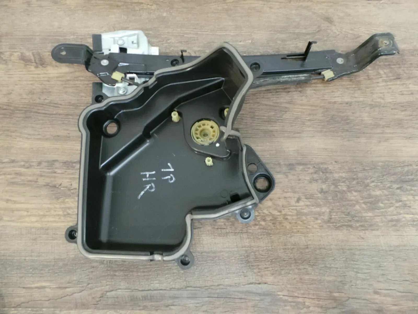 Fensterheber rechts hinten 1P0839402B SEAT LEON (1P1) - Bild 1