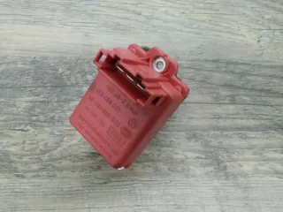 VW Audi Seat Skoda Gebläseendstufe Widerstand Heizungswiderstand 1J0907521 - Bild 1