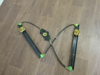 Audi A4 B8 8K Avant Fensterheberrahmen vorne rechts 8K0837462 8K0 837 462 - Bild 1