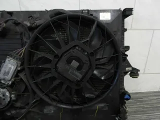 Kühlerlüfter Kühlerpaket Ventilator VW Touareg Bj08 3,0TDI 7L0121207E 7L0121203J - Bild 3
