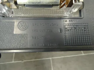 VW Scirocco 3 Verkleidung Auflage Hutablage Titanschwarz Rechts 1K8867762B - Bild 4