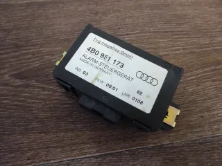 Audi Alarm Steuergerät 4B0951173 A3 S3 A4 A6 S6 S4 Alarmanlage - Bild 1