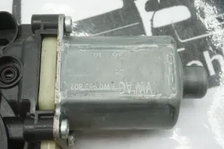 Audi A4 8W B9 8W0959802 Fensterhebermotor EFH Vorn rechts - Bild 4