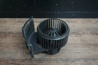 VW Transporter T5 Lüfter Lüftermotor Motor Heizung Innen 7E1819021A - Bild 1