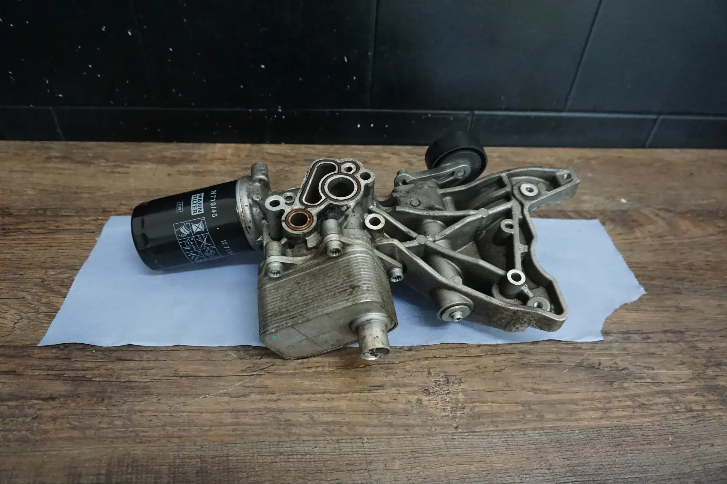 Original CAWB 147KW 2,0TSI Scirocco 06J903143AG Aggregatehalter Kompakthalter - Bild 1