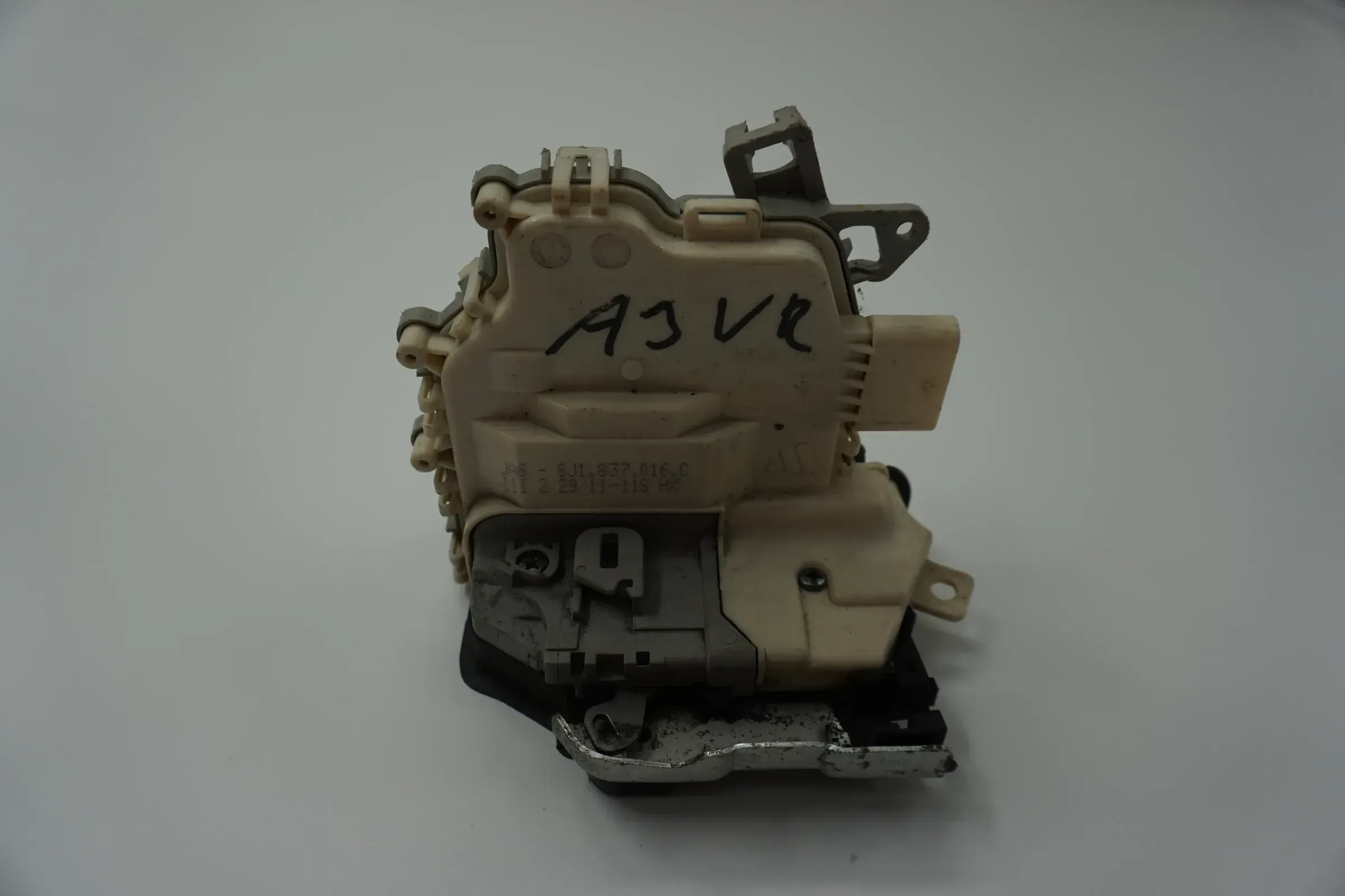Audi A1 A4 Rs4 A5 RS5 A6 A7 Q3 Q5 Q7 TT Türschloss vorne rechts 8J1837016C - Bild 1