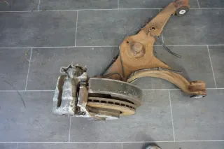Achsschenkel VW T5 GP 2,0 TDI Radlagergehäuse hinten rechts 7H0501414D Original - Bild 3