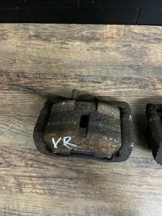 VW T5 Bremse vorn vorne Komplett Set 2.5 TDI Scheiben Halter Beläge AXE 174PS - Bild 5