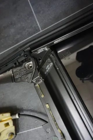 Fensterheber Führung Rechts Hinten 4F0839462 B Audi Audi A6 4F Bj 2007 - Bild 8