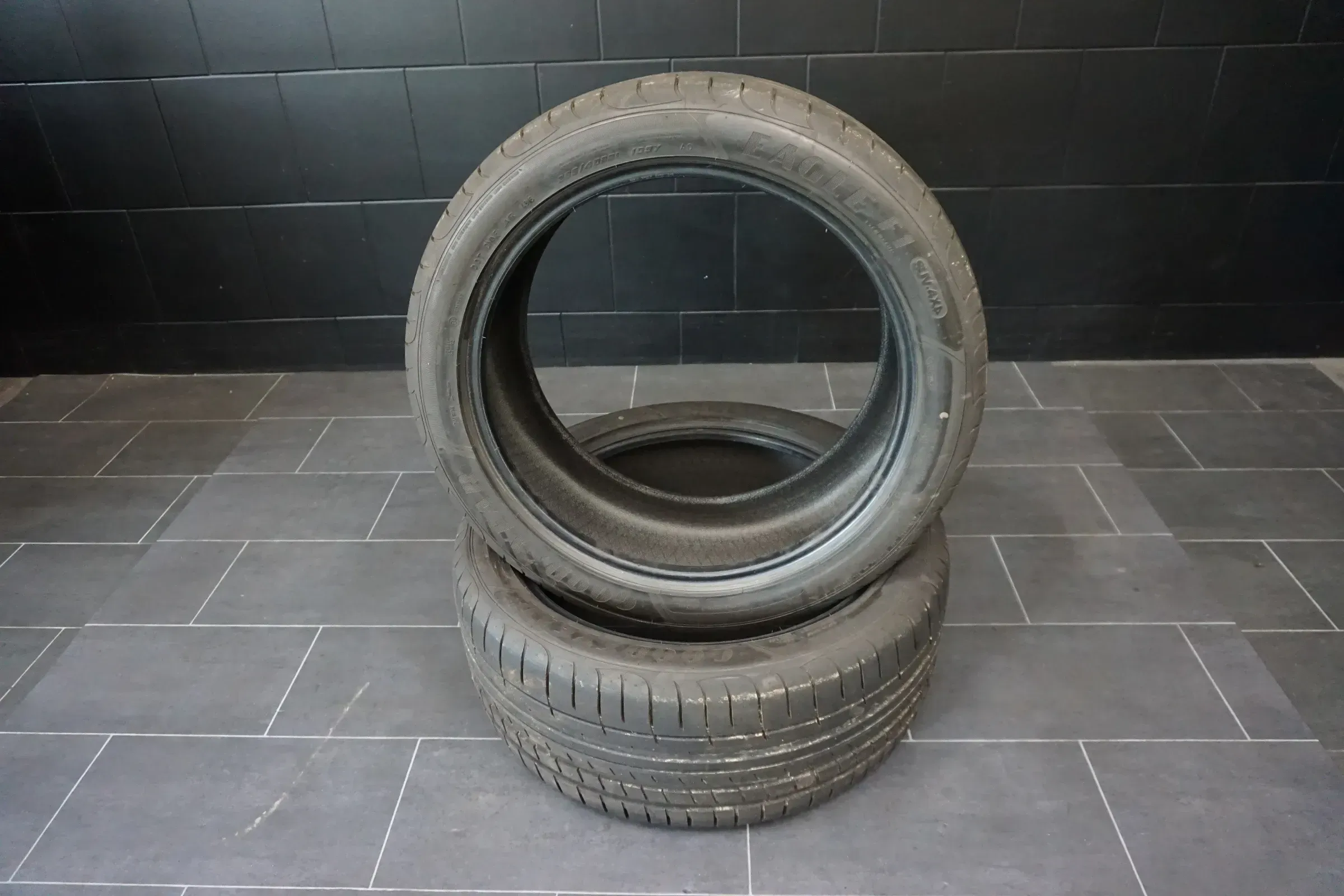 2x Goodyear Sommerreifen 285/40 R21 109Y PZERO 7mm DOT4816 Reifen - Bild 1