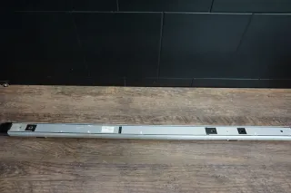 Alu Halteschiene rechts Audi A6 4F Avant Ladesystem Kofferraum 4F9863556A - Bild 2