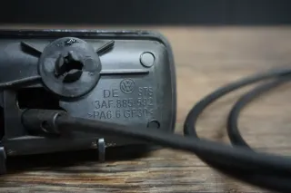 VW Passat 3C B7 Hinten rechts Hebel Entriegelung Fahrers. Rückenlehne 3AF885592 - Bild 5