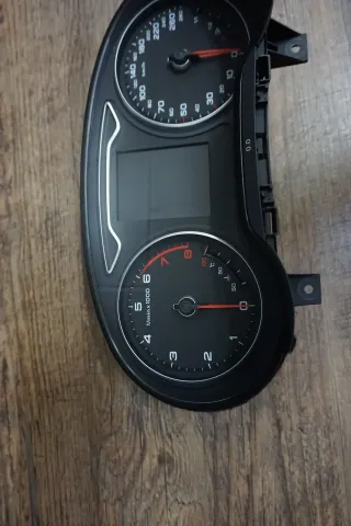 Audi A3 8V Tacho Kombiinstrument Benzin MFA 8V0920870A ACC Distanzregelung - Bild 3