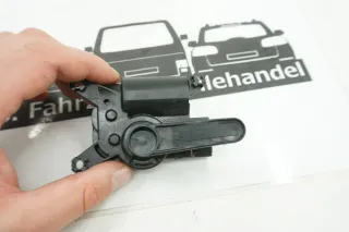 VW T5 Bus Stellmotor Umluft Umluftklappe 7H1819939 7H1907511B /C Klimaanlage - Bild 2
