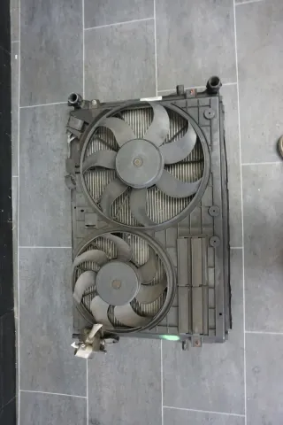Audi A3 8P 3.2 184KW quattro V6 Kühlerpaket Wasserkühler Kühlerlüfter Kühler - Bild 3