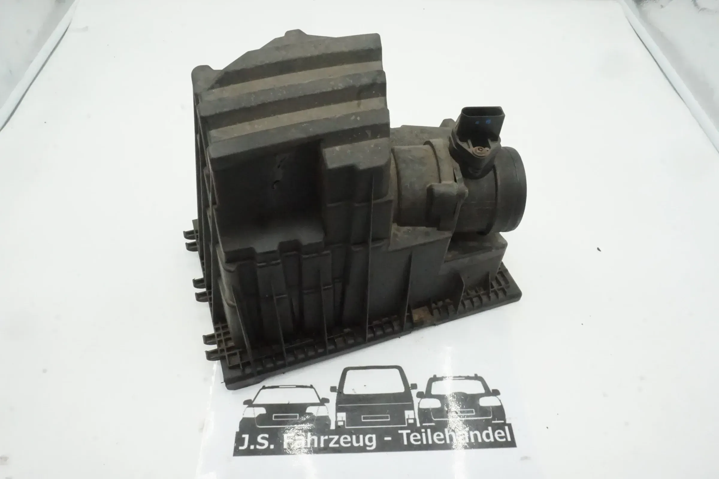 VW T5 Multivan Highline Luftfiltergehäuse Luftfilterkasten 7H0129601J Oberteil - Bild 1