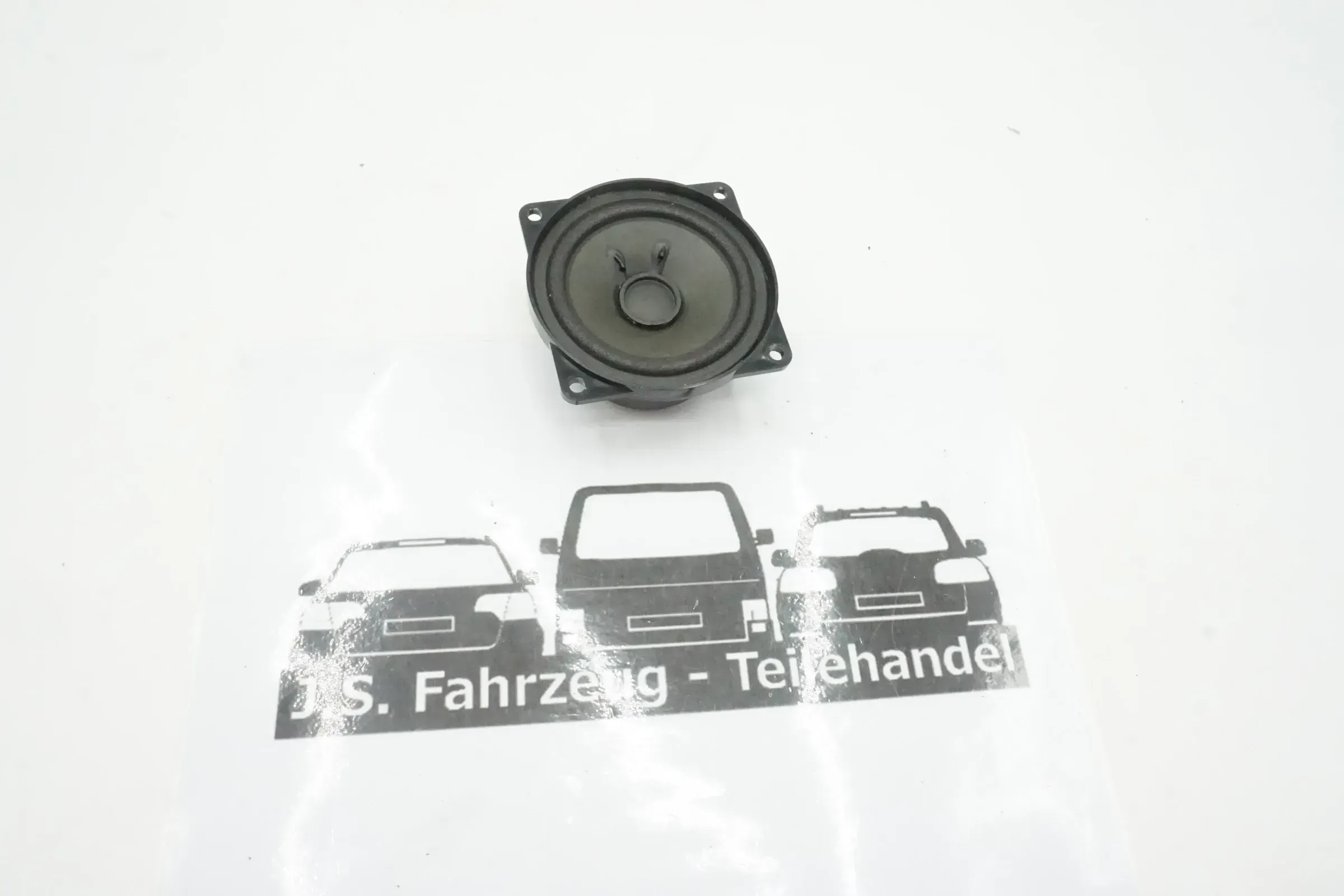 SKODA SUPERB B6 3T Lautsprecher vorn links Tür 3T0035411E 2009 - Bild 1