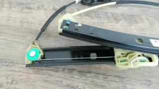 Skoda Octavia 5E elektrischer Fensterheber vorne rechts Beifahrertür 5E0837462B - Bild 3