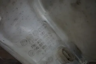 VW T5 Scheibenwaschbehälter Wischwaschbehälter 7H0955453L 7H0955453K - Bild 5