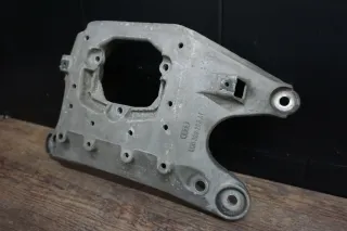 original Audi A4 8K VW Audi Getriebeträger Querträger Träger Halter 8K0399263AF - Bild 3