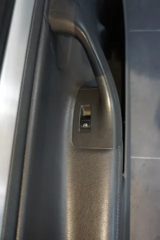 Türverkleidung VL vorne links 5K3867011DH VW Golf V 1K/5K limo leder Schwarz RHD - Bild 2