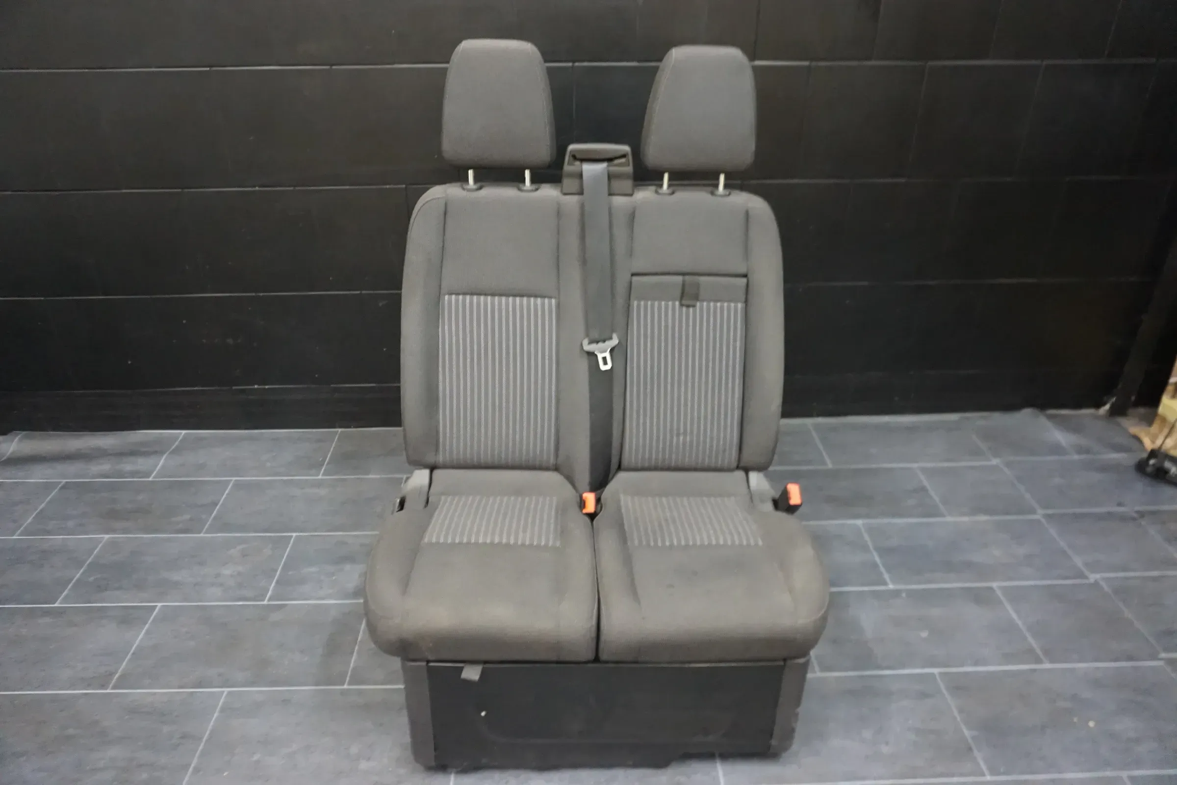 Ford Transit Custom Sitzbank Beifahrersitzbank Sitz Beifahrer Stoff Schwarz - Bild 1