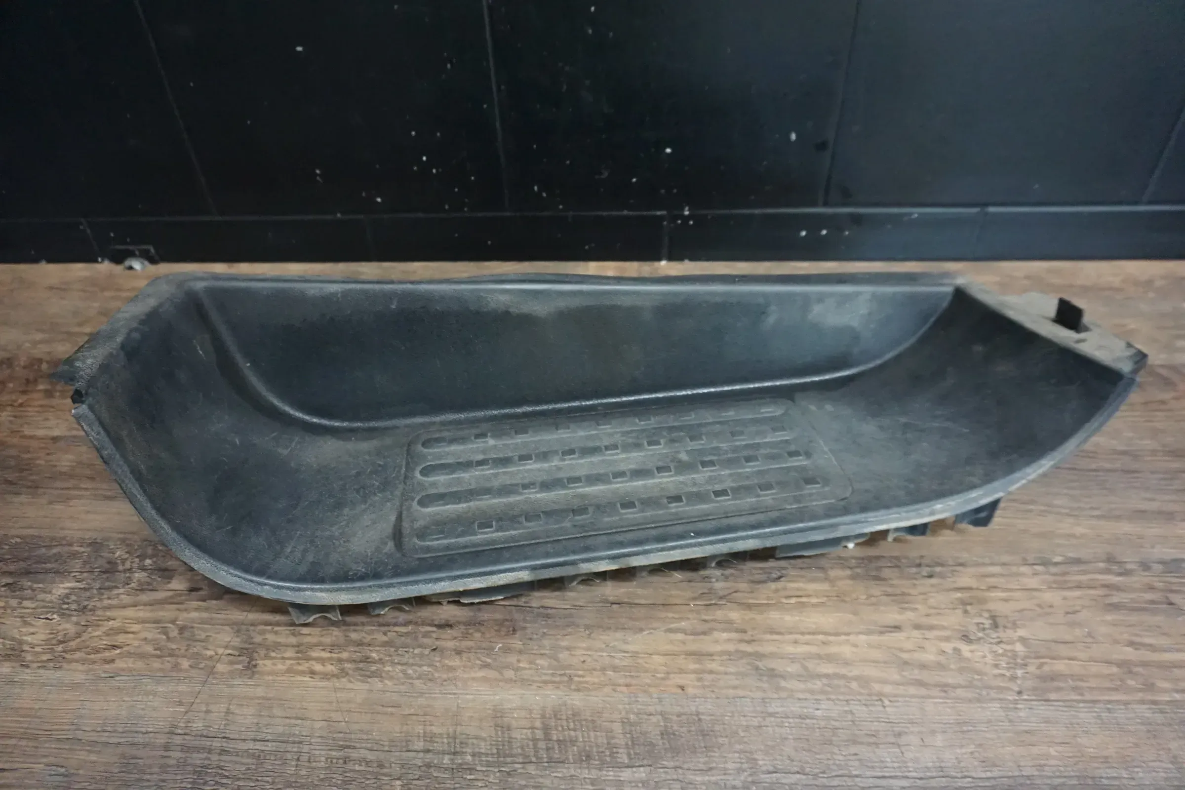 Orig VW T6 Trittstufe Tritt Stufe Einstieg Verkleidung links vorn 7H0863735C - Bild 1