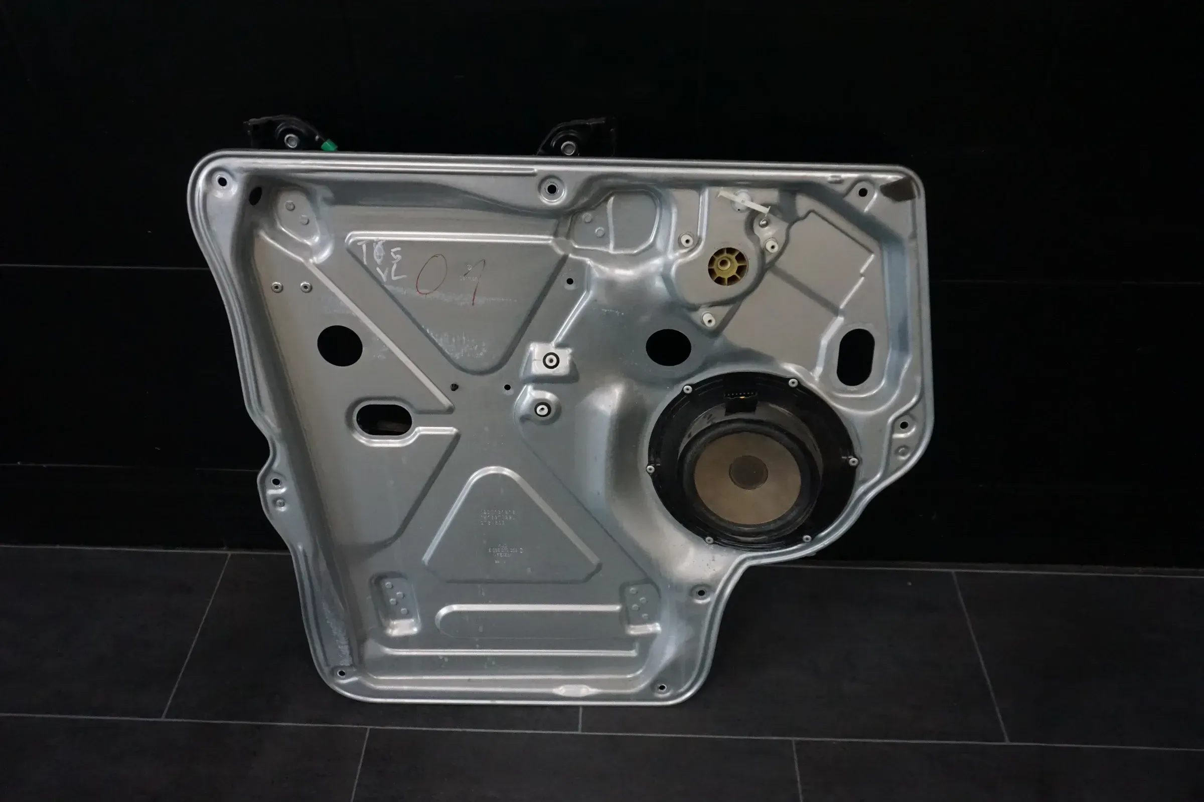 VW T5 GP Fensterheber Fensterheberplatte vorne links 7E1837729L - Bild 1