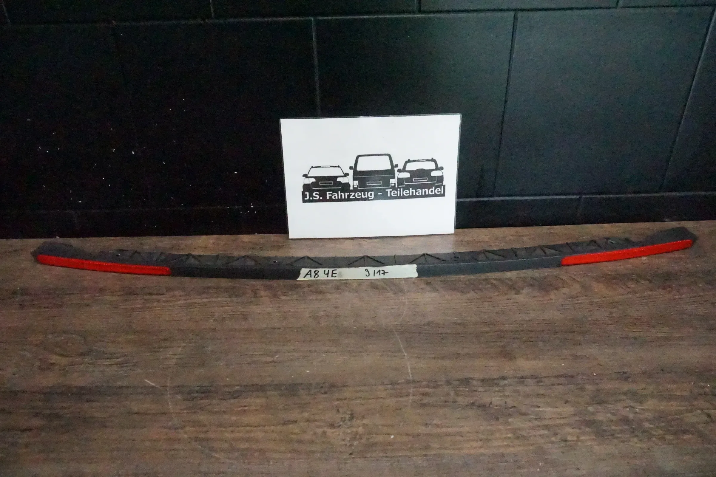 Orig Audi S8 A8 4E Stossfänger Stosstange Hinten Abdeckung 4E0807417B 4E0807421B - Bild 1