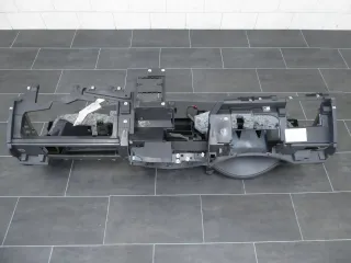 VW Bus T5 Multivan Armaturenbrett Schalttafel Instrumententafel Comfortline 2007 - Bild 8