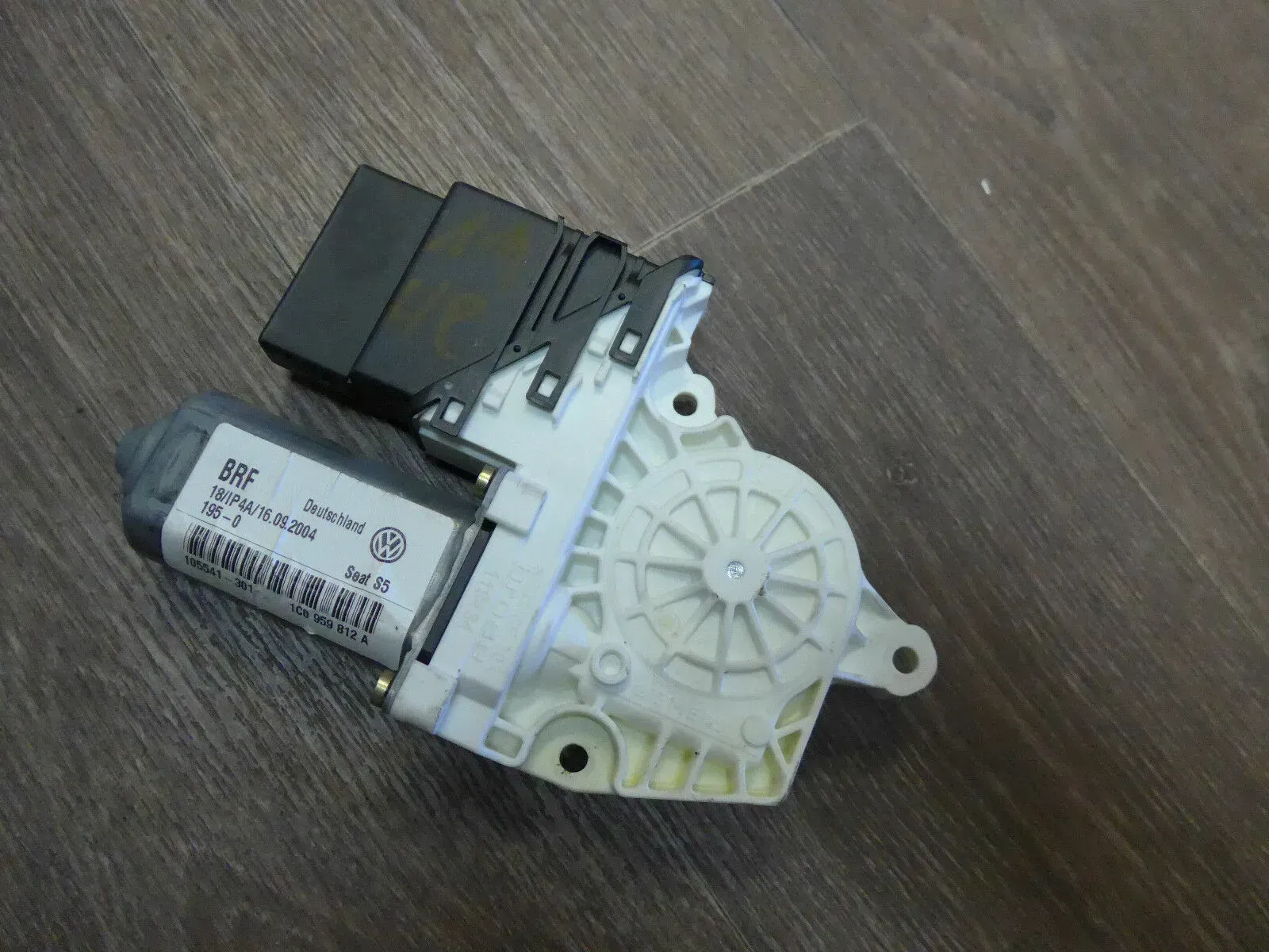 Seat Leon 1M Fensterhebermotor Motor Fensterheber Hinten rechts 1C0959812A - Bild 1