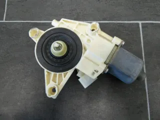 Mercedes C200 W204 Fensterhebermotor Vorne Links Fensterheber A2048200142 - Bild 2