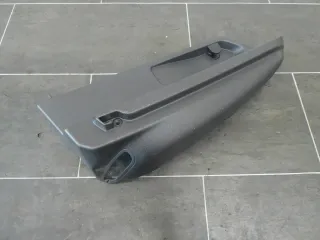 VW Scirocco III Auflage Verkleidung Hutablage Kofferaum Links 1K8867761B - Bild 2